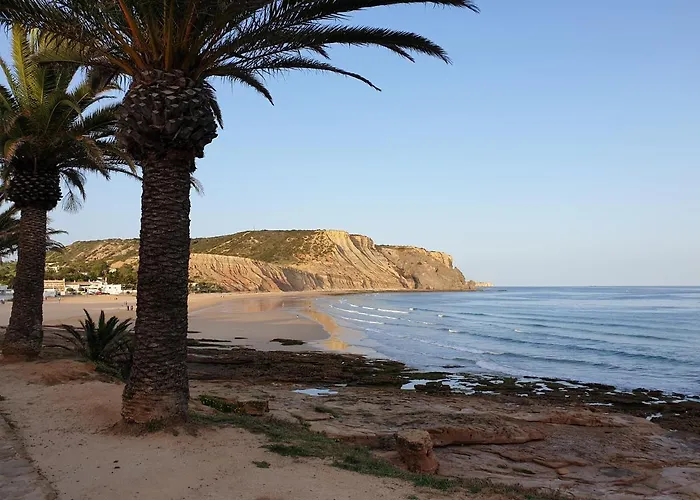 Top-floor 2 Bedroom With Sea View And Pool Appartement *