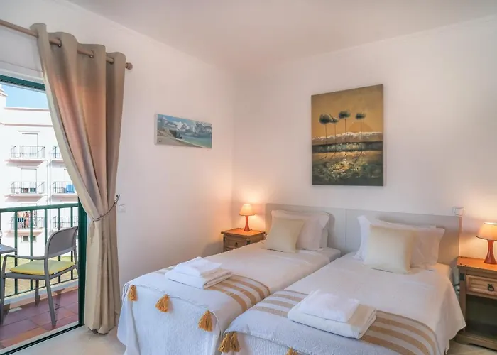 Appartement Top-floor 2 Bedroom With Sea View And Pool